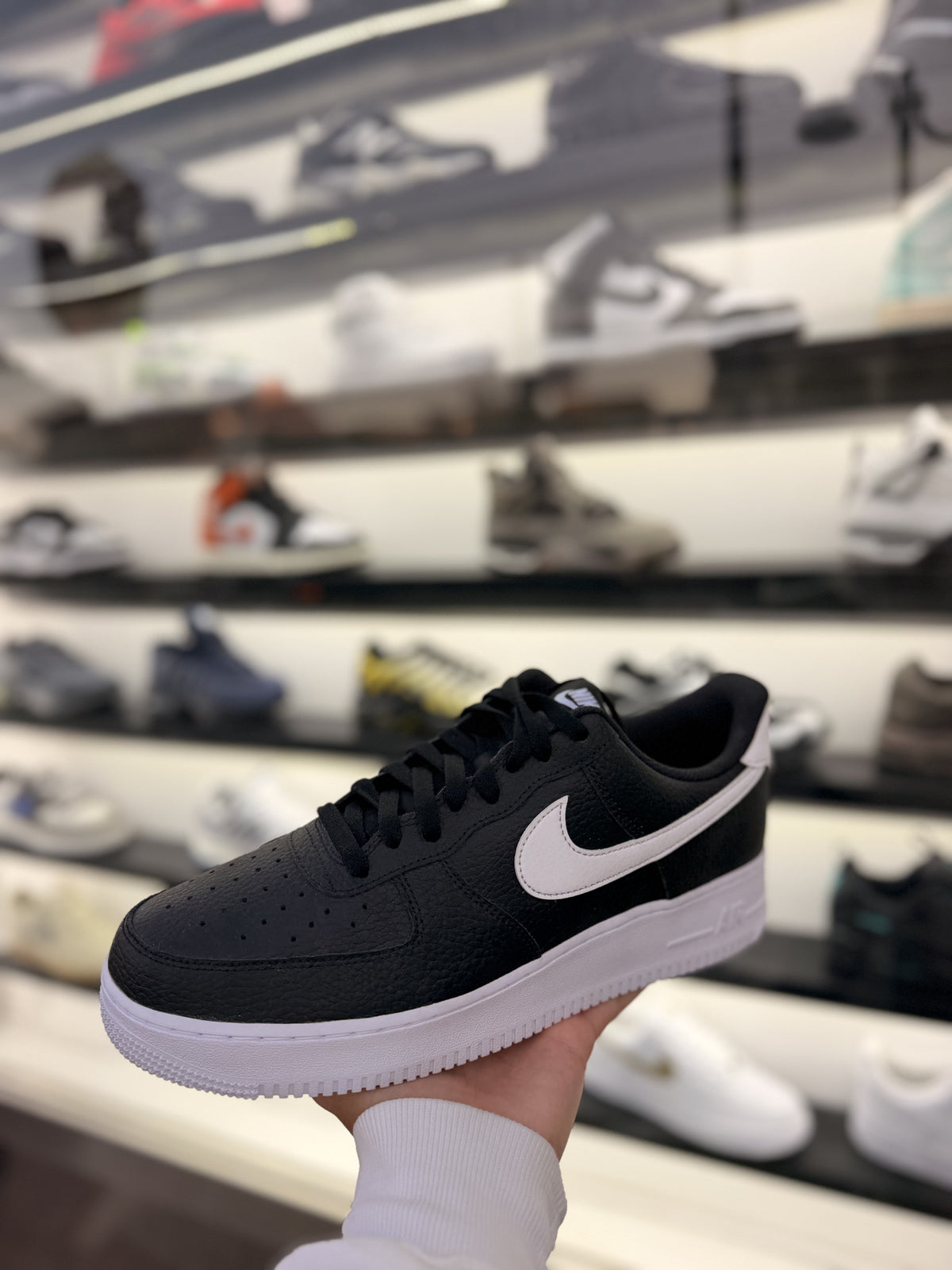NIKE Air Force 1 '07 - Nero/Bianco